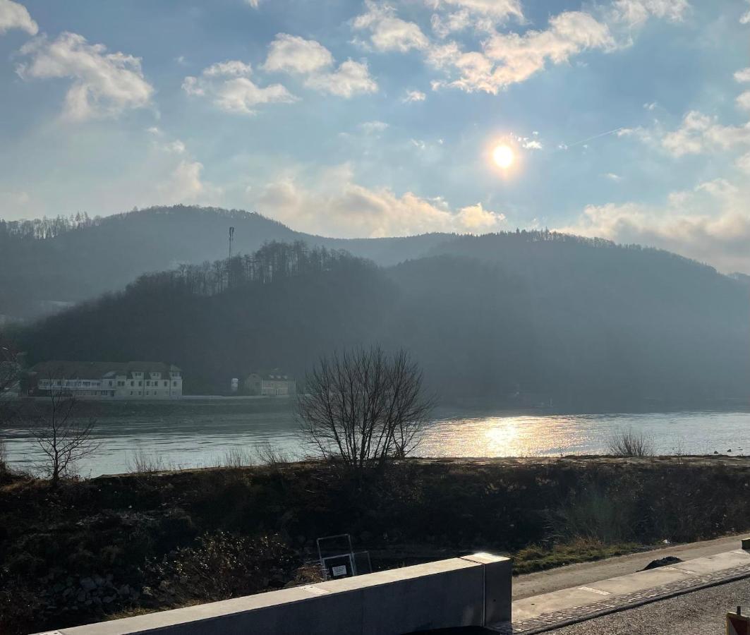 Ferienwohnung HAUS-DONAU in der Wachau Aggsbach Exterior foto